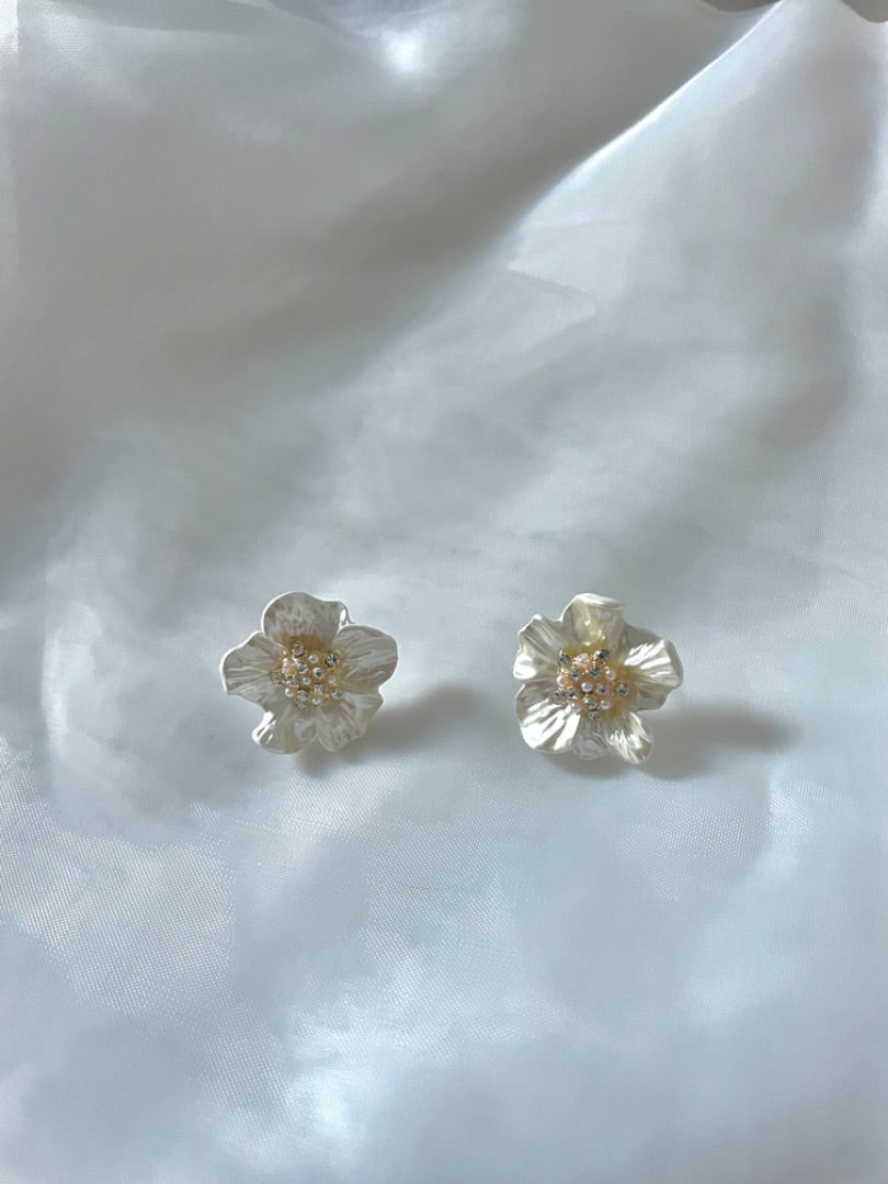 Twilight Pearl Earrings